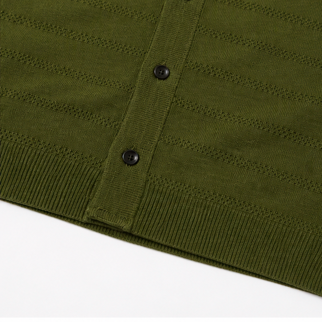 OLIVE MARAIS KNIT SHIRT Camisa Tejida Verde Olivo para Hombre Estilo Resort y Contemporáneo